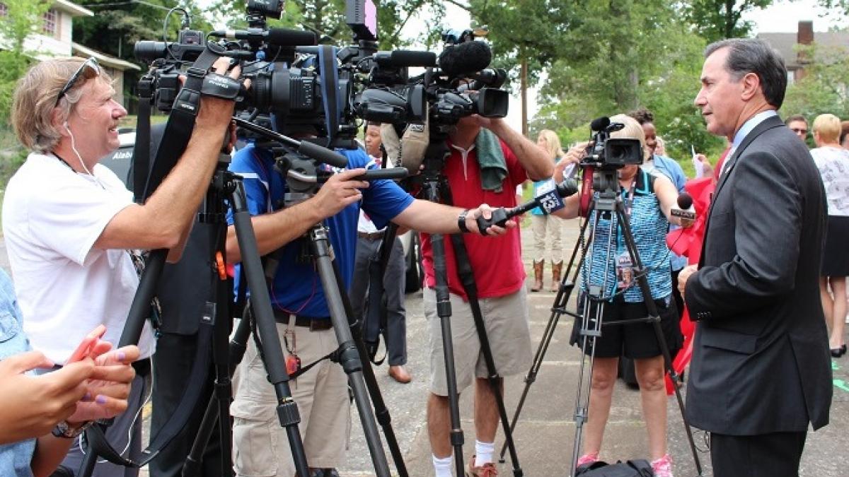 Representative Gary Palmer BANKS of cameras