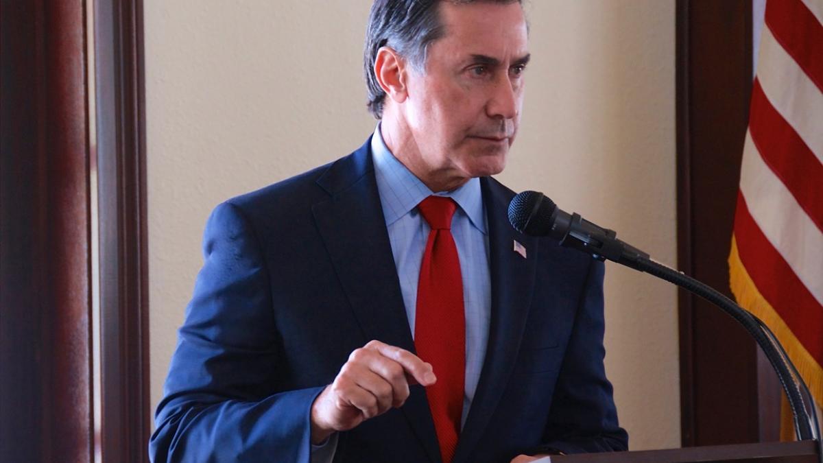 Representative Gary Palmer speaking chamber lunch